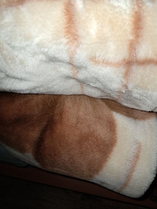 Продам двоспальні пледи дуже теплі