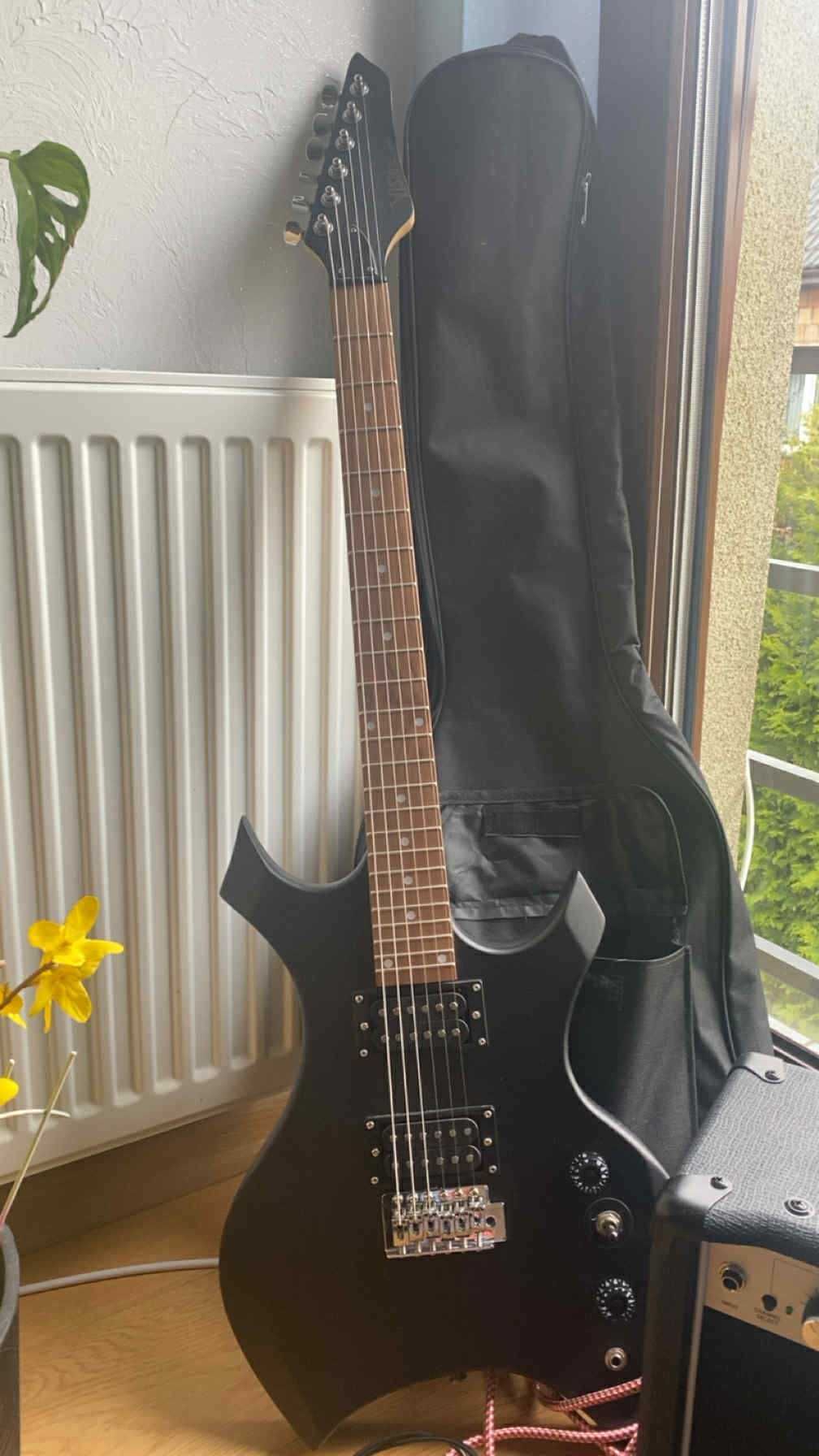 Gitara elektryczna warlock + wzmacniacz