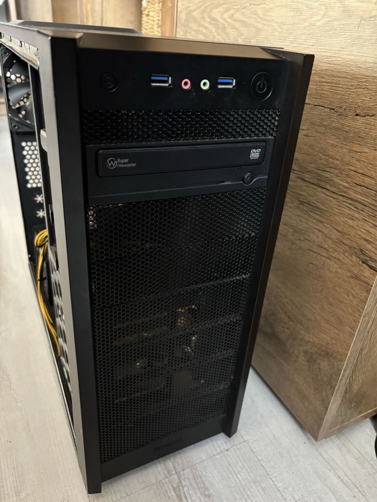 MSI Z97-G43 i5 4690k 12 gb ram gtx 970
