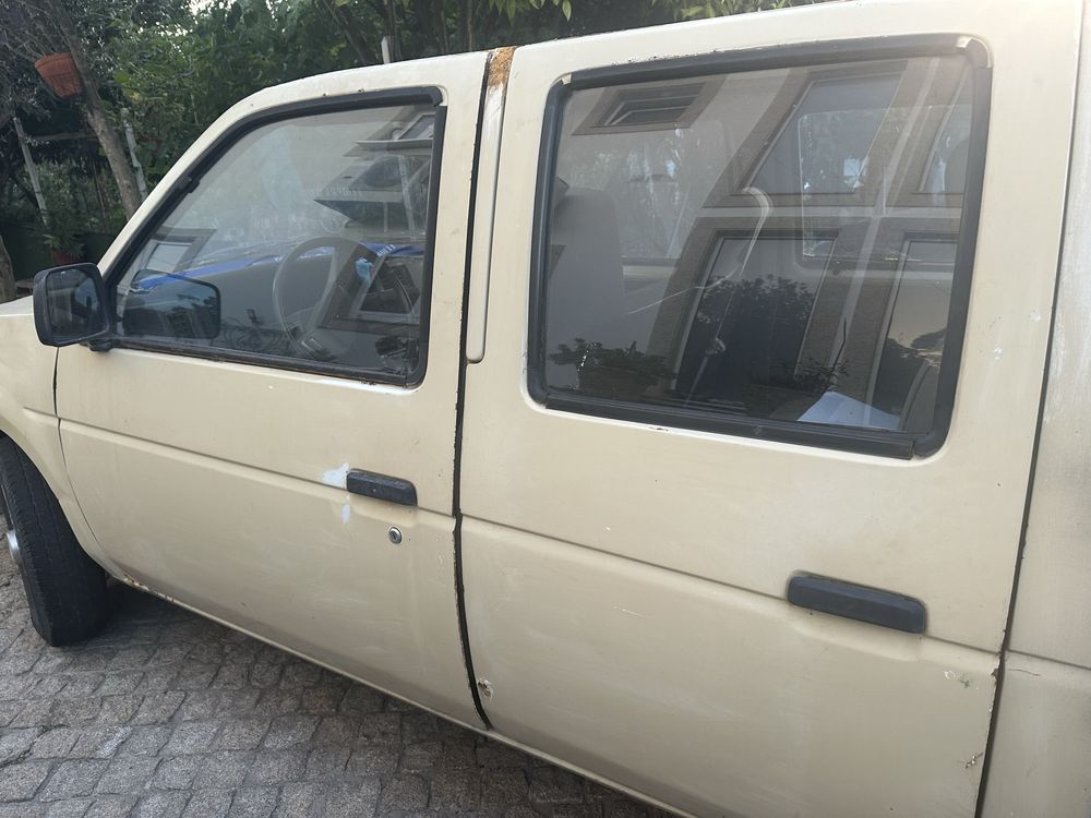 Carrinha Nissa Pick-up