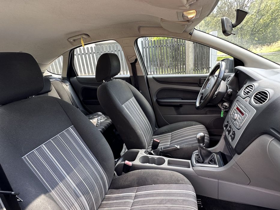 Ford Focus mk2 1.6 benzyna LIFT 2008r ** sprawna klima