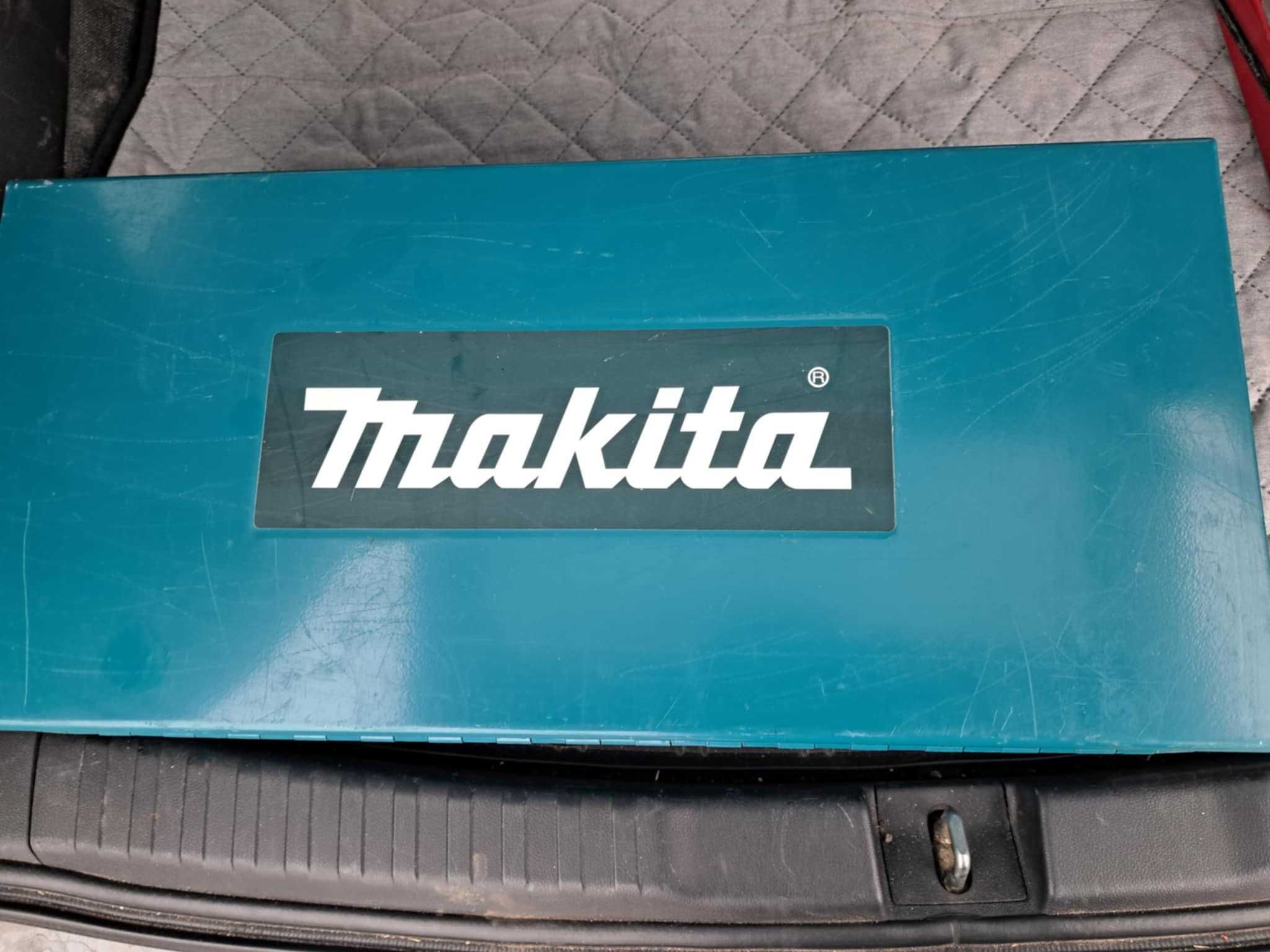 Wynajem szlifierki do betonu Makita PC5010C