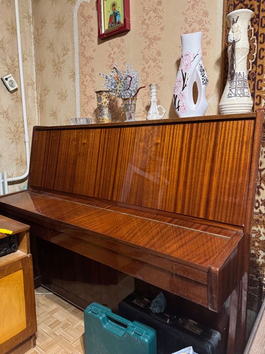 Фортепиано на продажу срочно