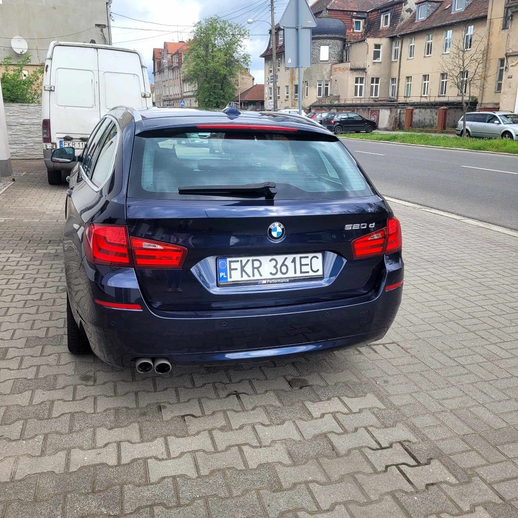 BMW 520d F11 2011r