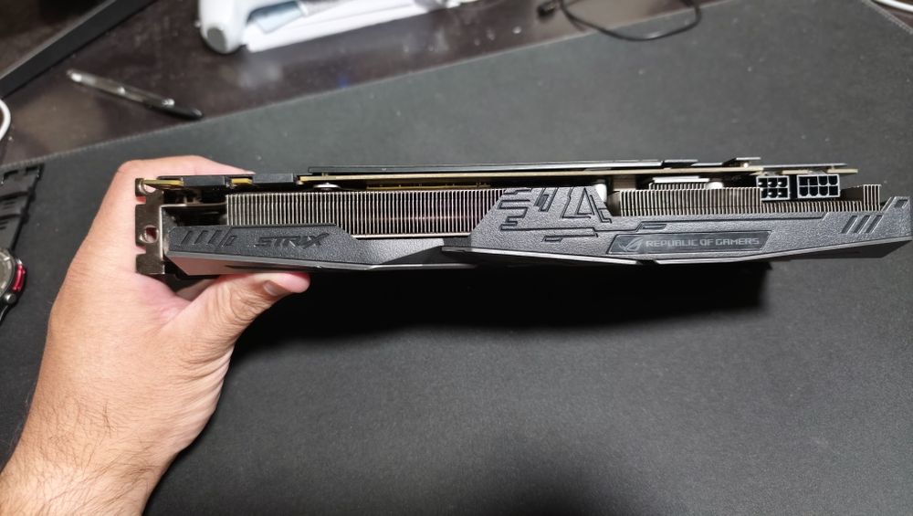 Placa gráfica ASUS ROG STRIX 1080 Advanced Edition