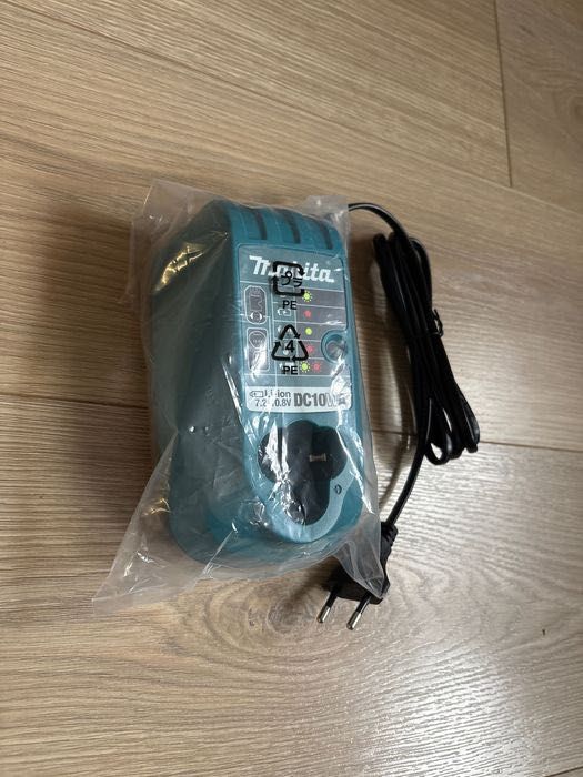 MAKITA DC10WA Ładowarka do akumulatorów nowa