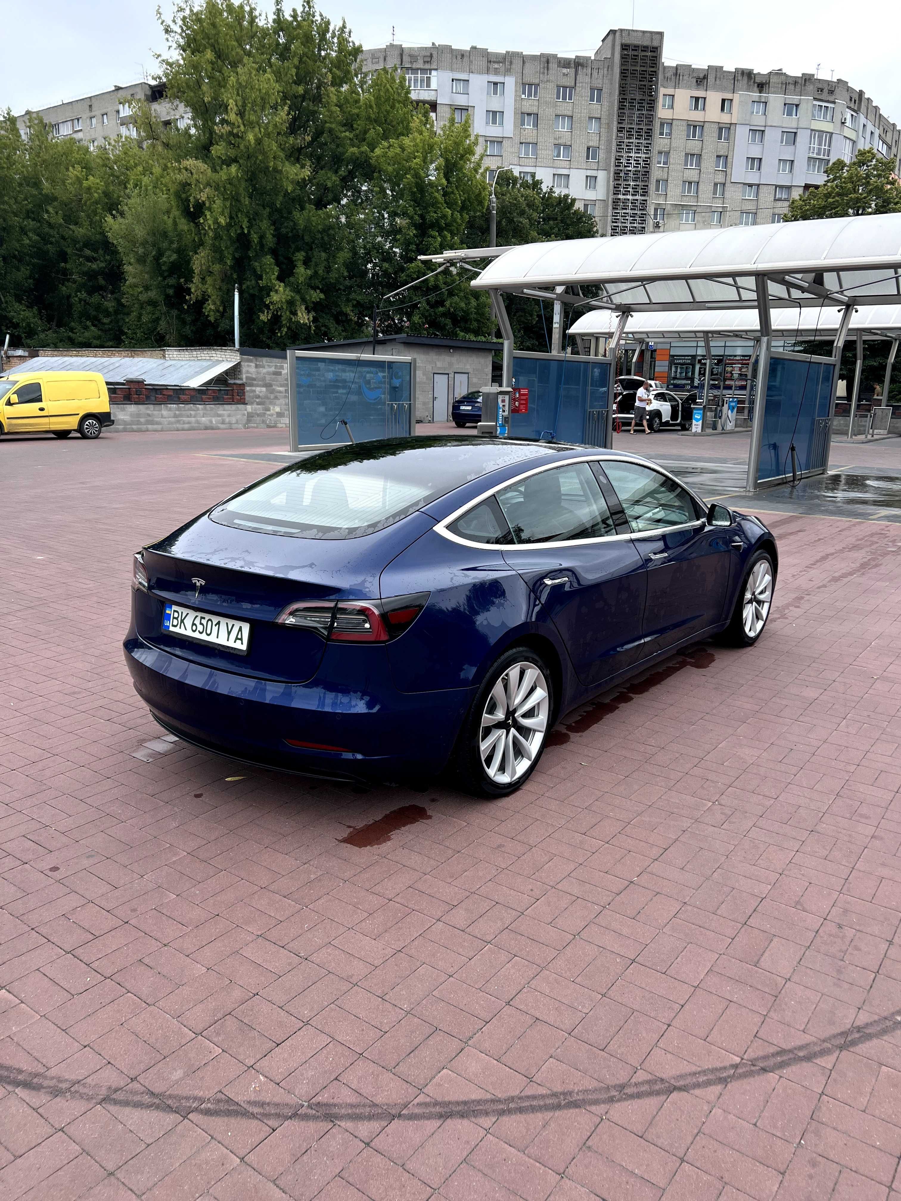 Tesla Model 3 | 500км | Електромобіль | Оренда або робота в таксі