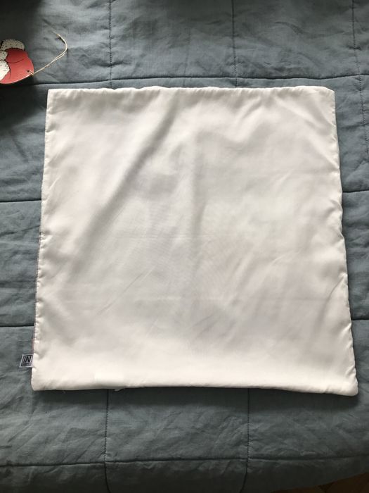 Poszewka ozdobna z jeleniem, 45x45, obrazek zimowy