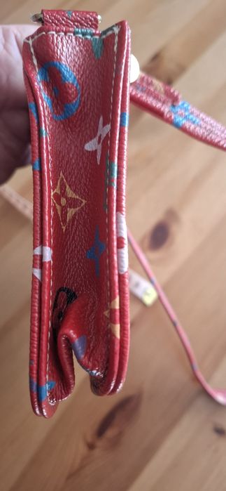 Mała torebka ozdobna