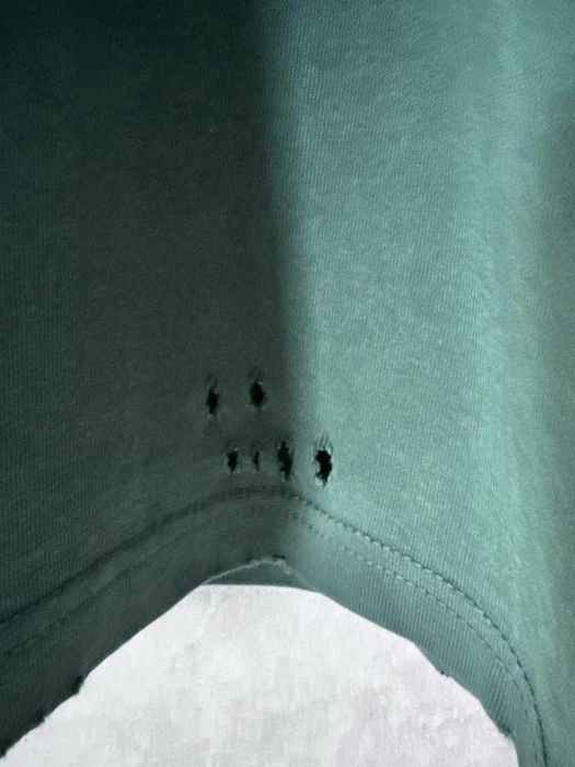 Balenciaga Unisex  t-shirt zielony z dziurami rozm.XL Nowa!