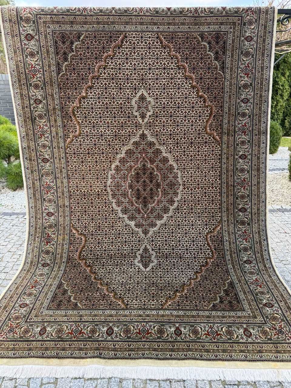 Kaszmirowy r.tkany dywan perski Tabriz z jedwabiem 320x220 gal. 34 tys