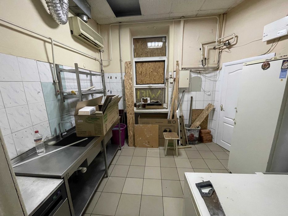 Центр Адмиральская кафе с оборудованием 79м  цена 30000 грн/мес