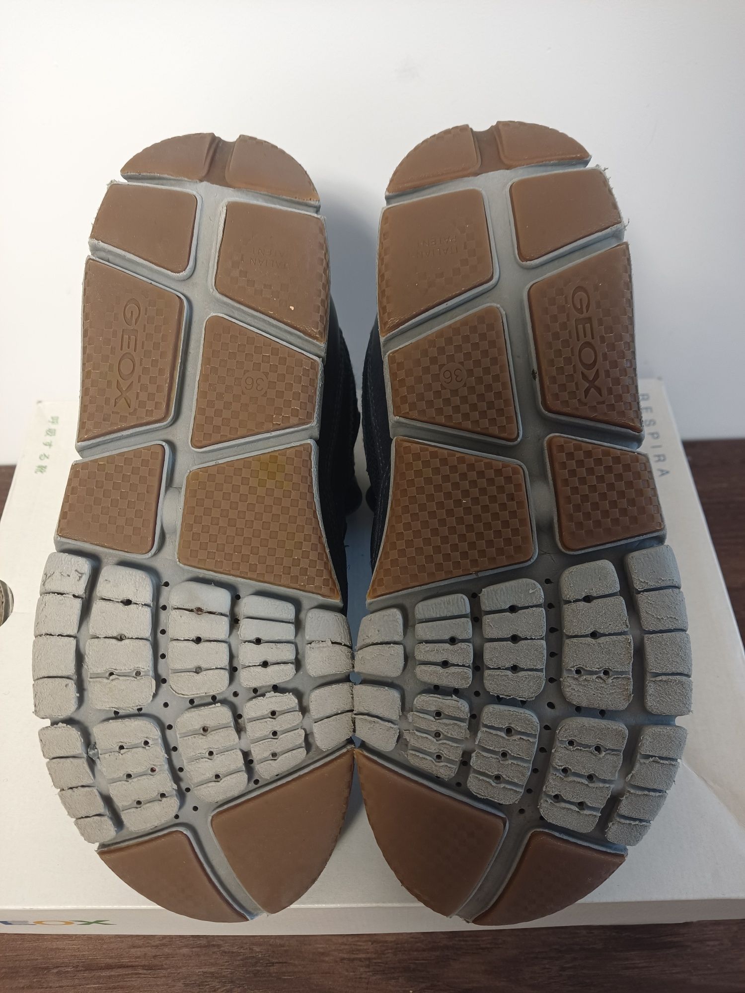 Дитячі шкіряні демі кросівки хайтопи Geox 36 розмір
