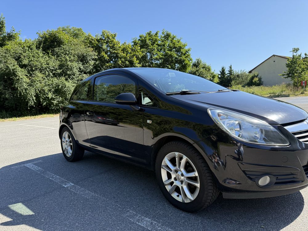 Opel CORSA D 1.4 Sport