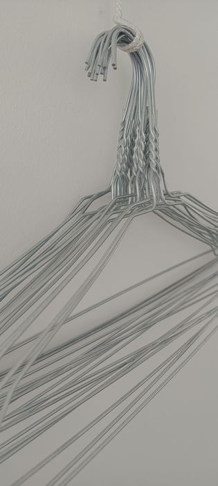 Wieszaki metalowe 20 sztuk