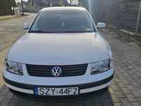 Samochód osobowy volkswagen Passat 1.9