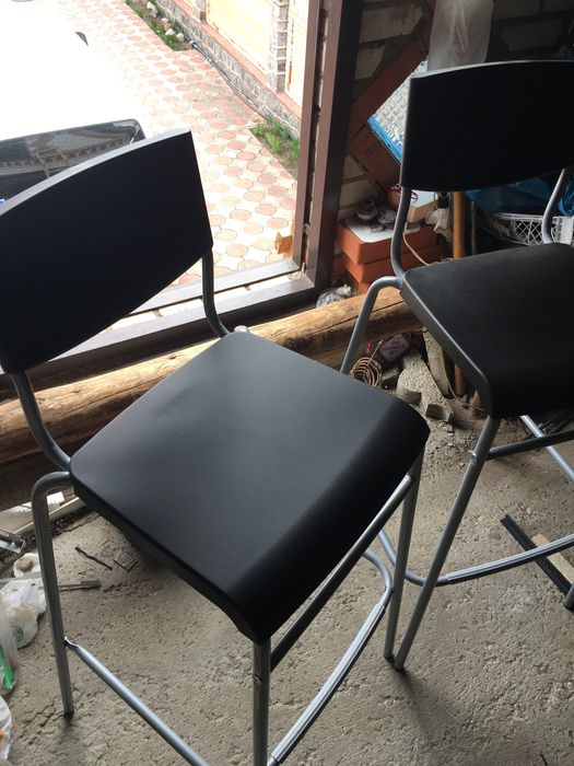 Распродажа офисных стульев .