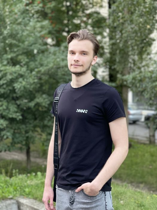 Репетитор англійської, французької мов