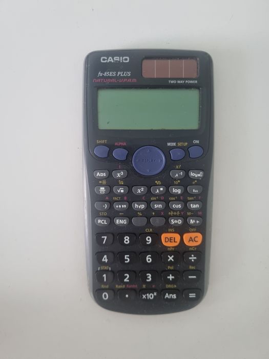 Calculadora cientifica Casio fx-85ES – Usada, Excelente Estado