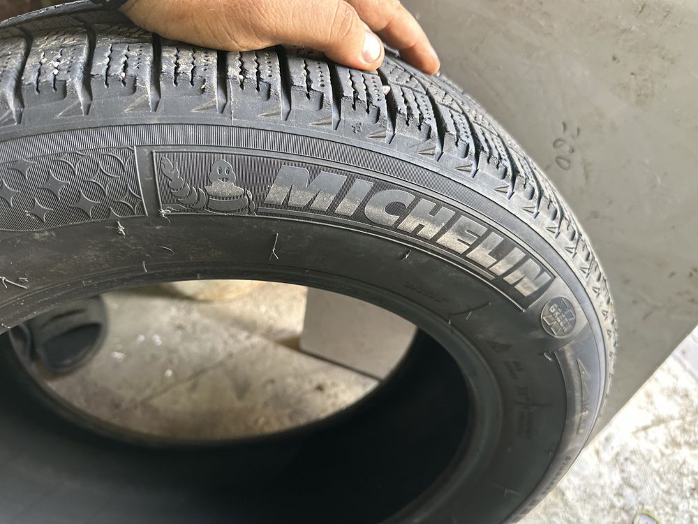 Michelin X Ice 225 60 17