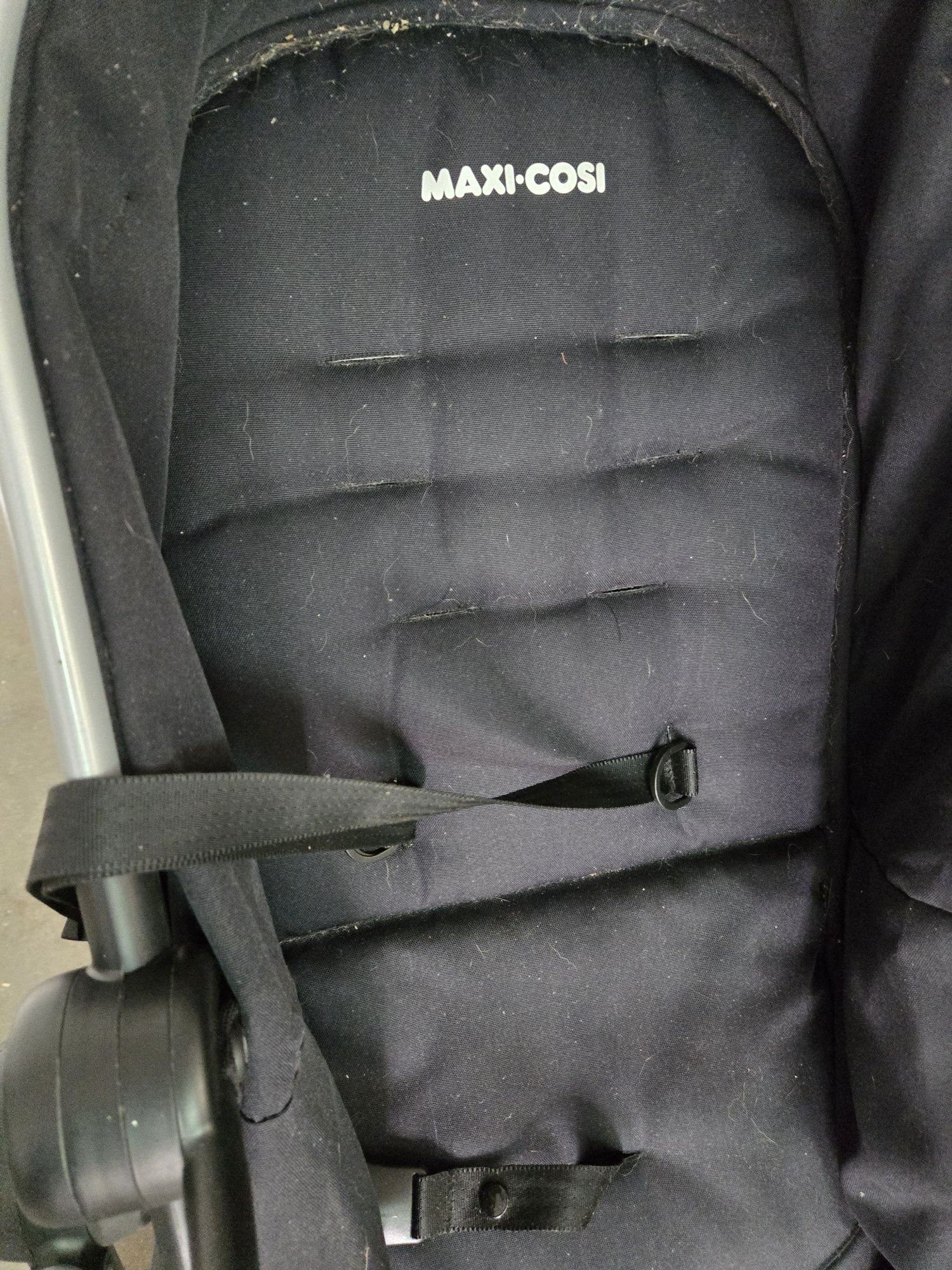 Carrinho de passeio maxi cosi