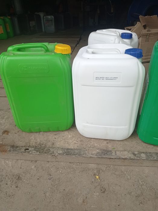Каністра 20 літрів