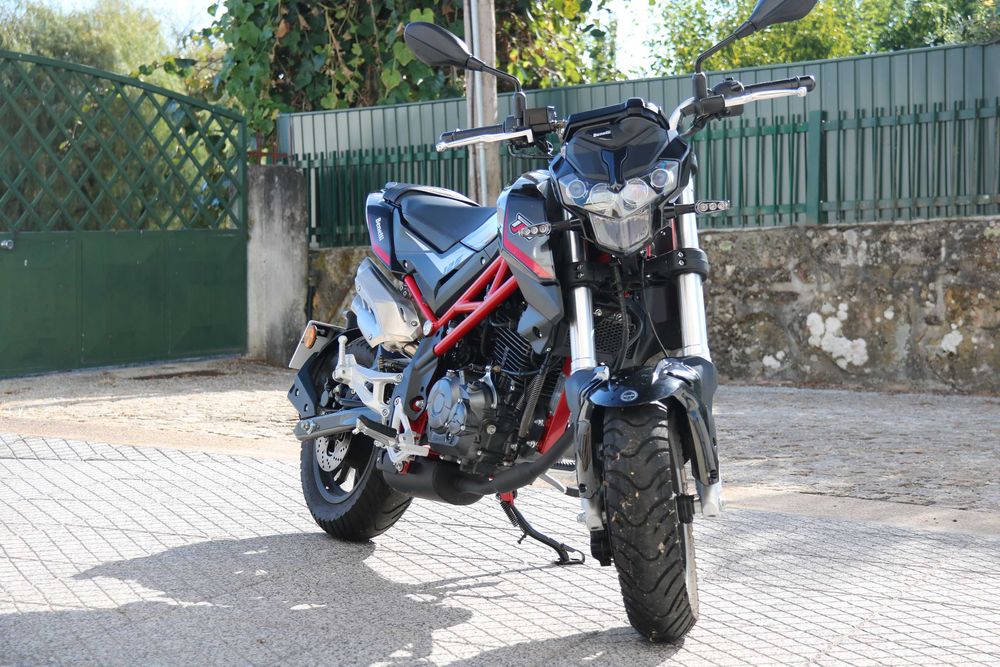 Mota Benelli tnt 125