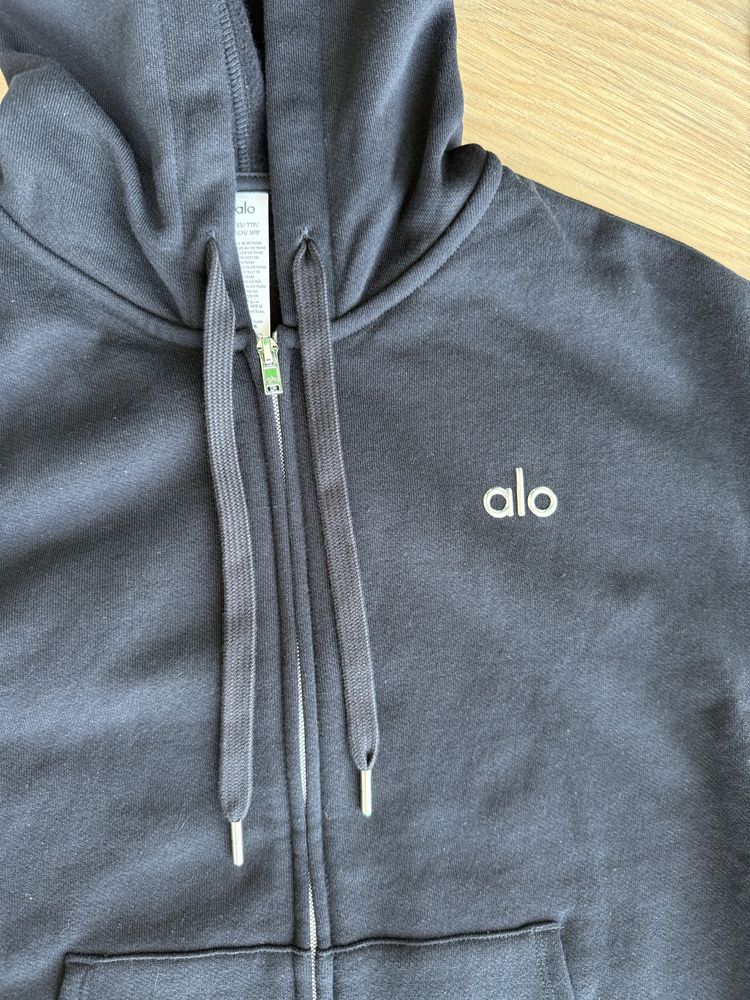 ALO yoga shorts accolade coat airlift white black silver new