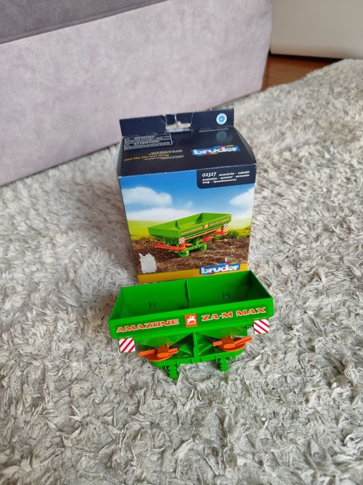 Bruder 02327 rozsiewacz nawozów Amazone jak nowy