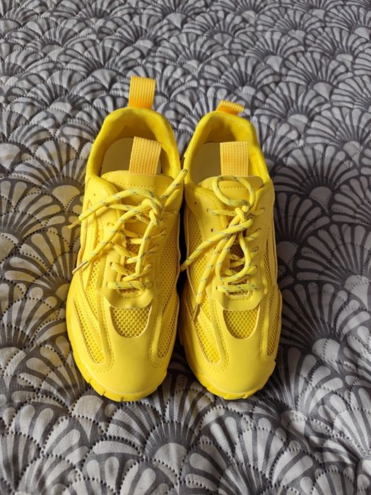 Sneakersy żółte 38