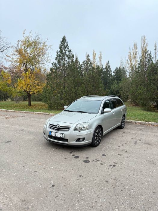 Toyota Avensis 2008р restayling 2,2d механіка 6ступка ідеальний стан