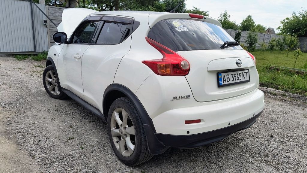 Продам Nissan juke 1.6