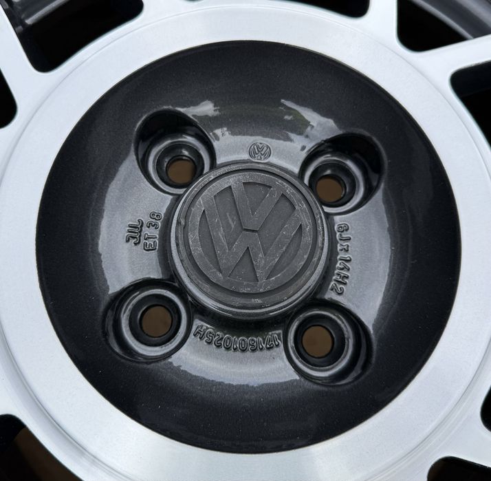 Oryginalne felgi VW 4x100 14" Golf 1 2 Scirocco GTI Avus Snowflake