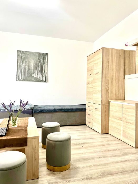 Pokoje  pracownicze wystawiamy