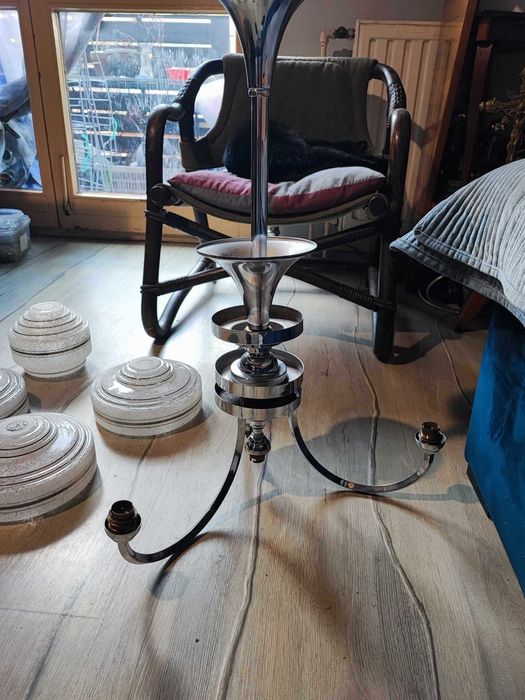 Art deco,niklowany mosiężny żyrandol