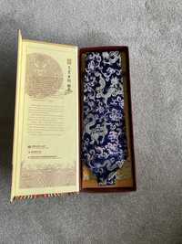 Gravata azul escura- Feita de Nanjin Yungi