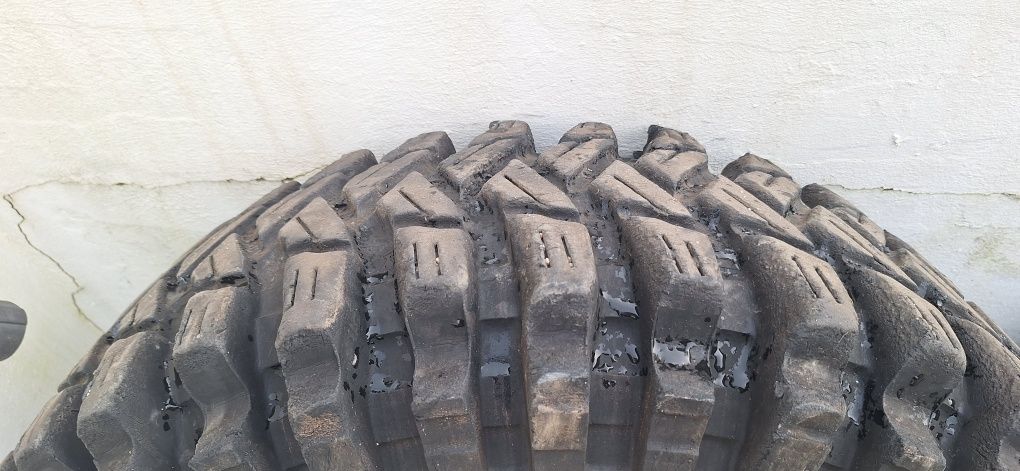 Pneus 37 12,5 R17 Maxxis Trepador