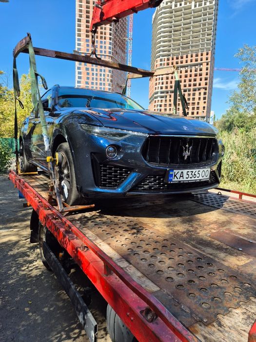 Евакуатор 24/7 послуги евакуатора эвакуатор 24/7 кран маніпулятор.