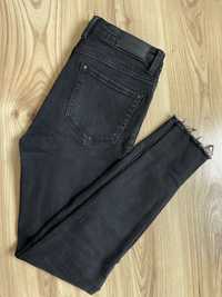 Jeansy Stradivarius 34/36