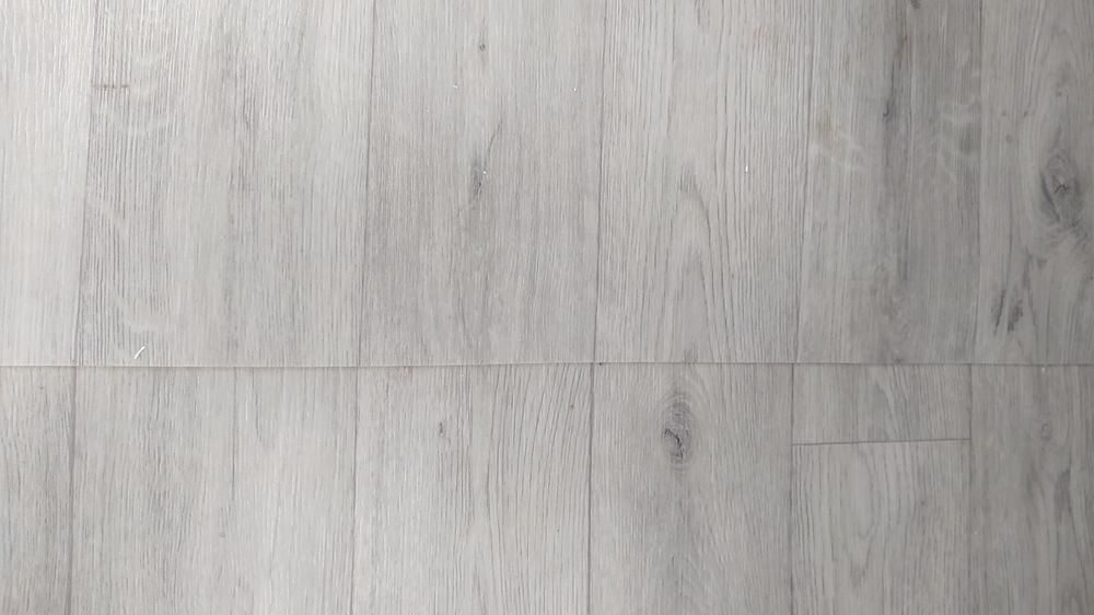 Лінолеум сірого кольору.Самовивоз.