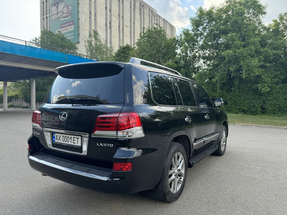 Продам Lexus Lx