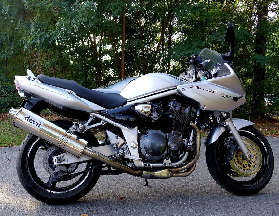 Suzuki bandit 1200 gsf 1200s