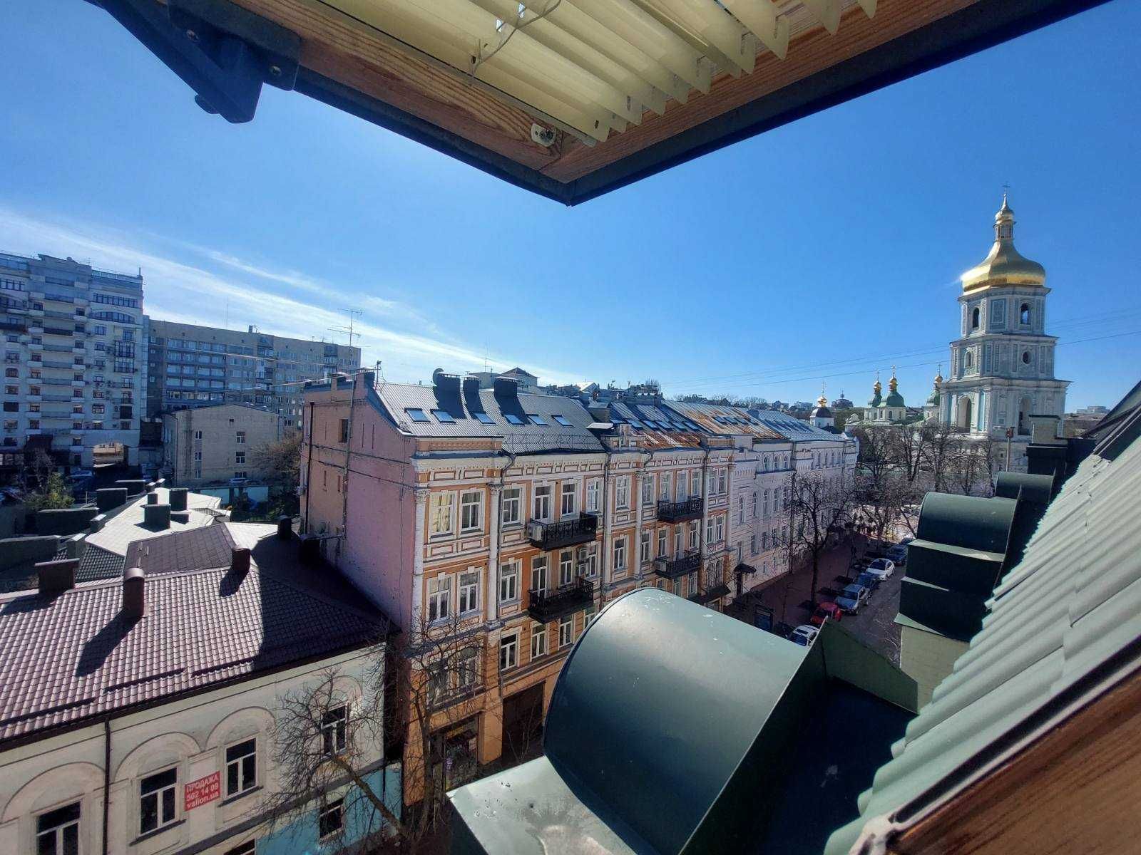 Продаж квартири в центрі, вул. Софіївська,18 Михайлівська,Житомирська.