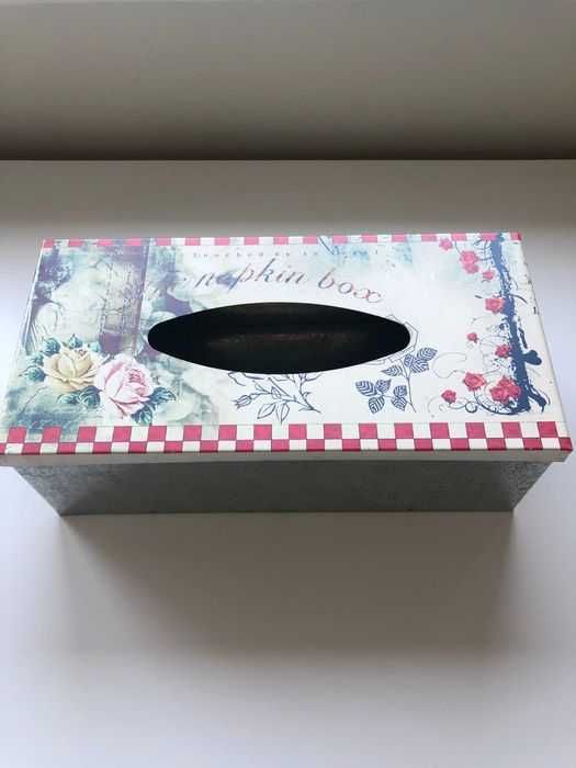 Suporte para caixa de lenços