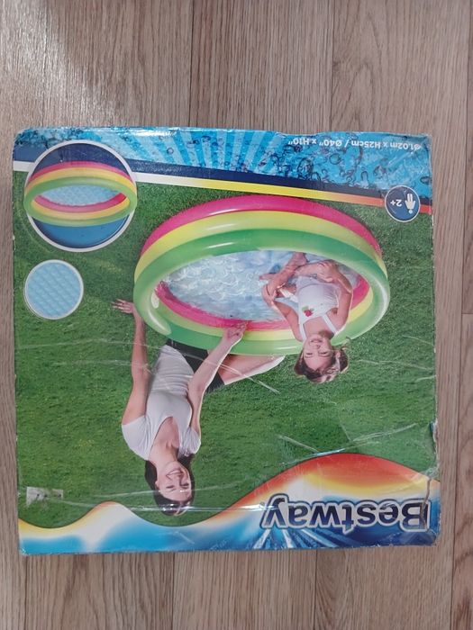 Басейн надувний Bestway.Коло надувне і нарукавники для плавання