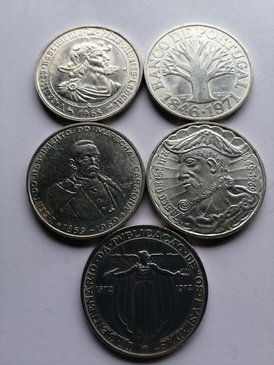 Moedas de 50 escudos em prata