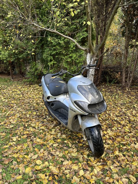 Sprzedam z tuningowany skuter na części suzuki katana zillion