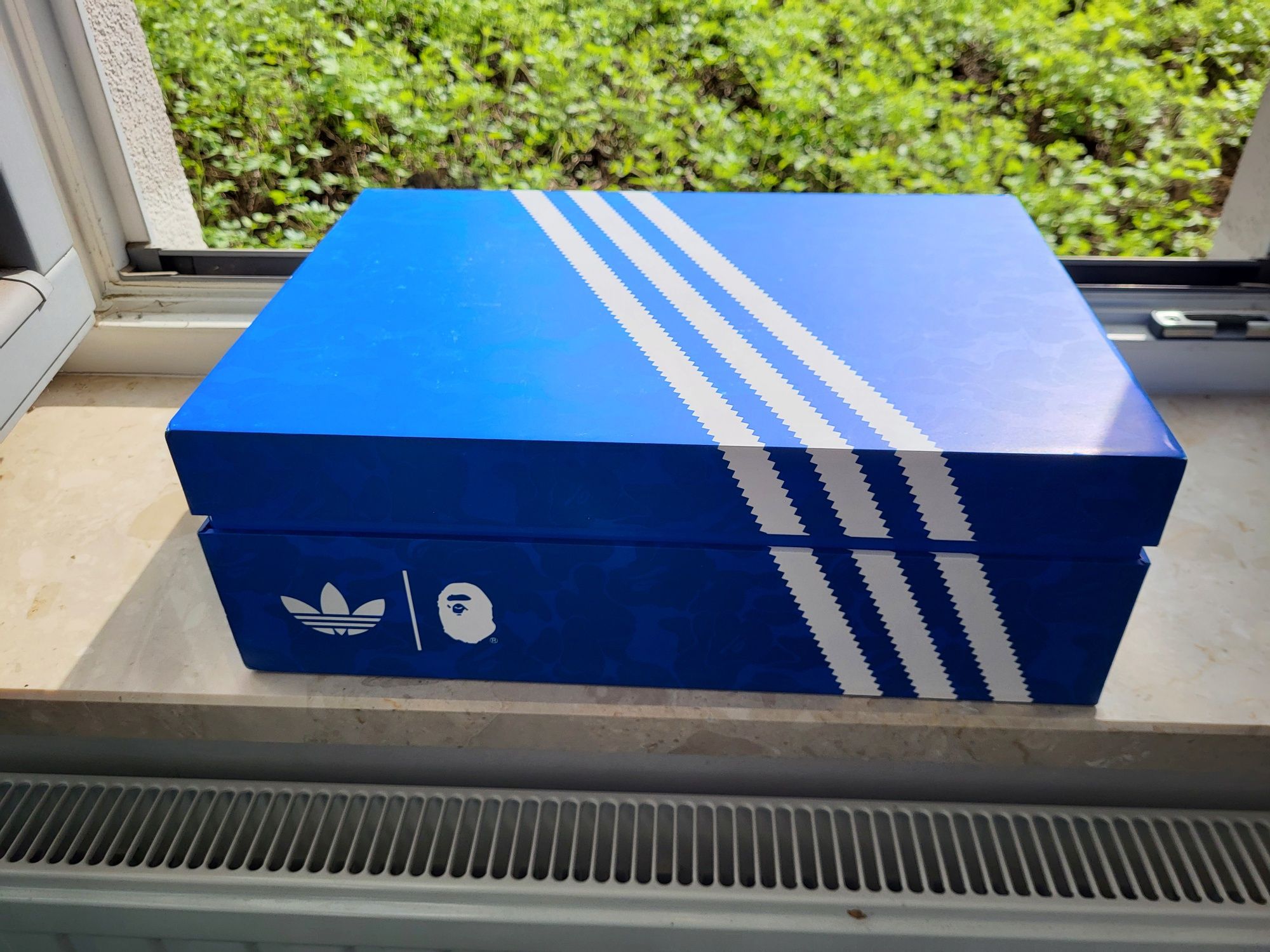 Adidas superstar x bape