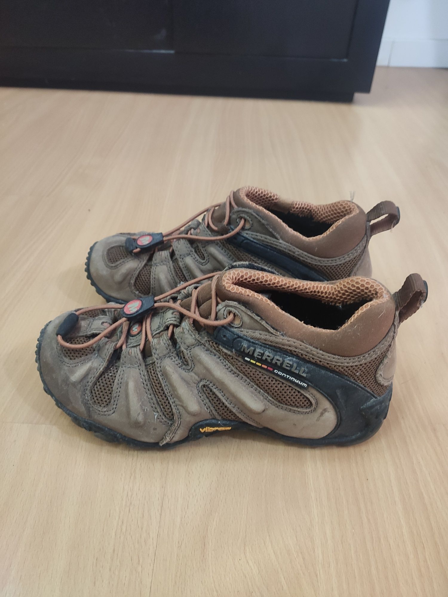 Sapatos Merrell 37.5