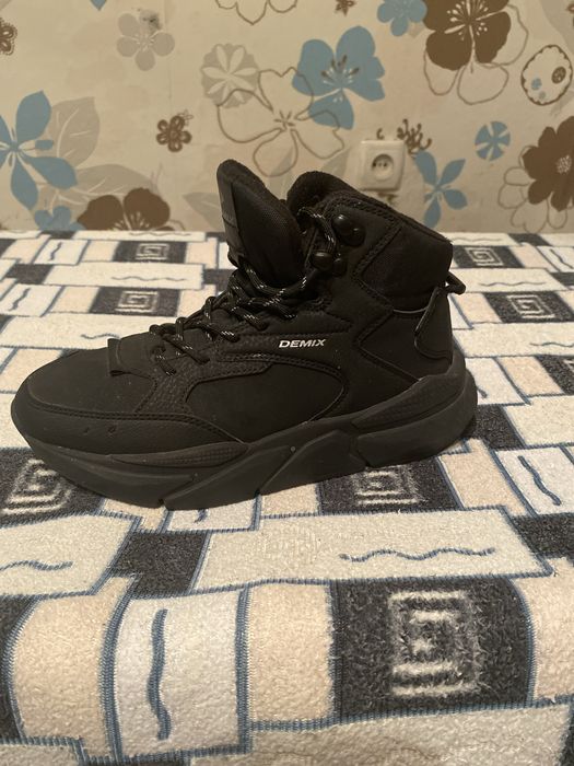 Зимні кросівки жіночі Demix
